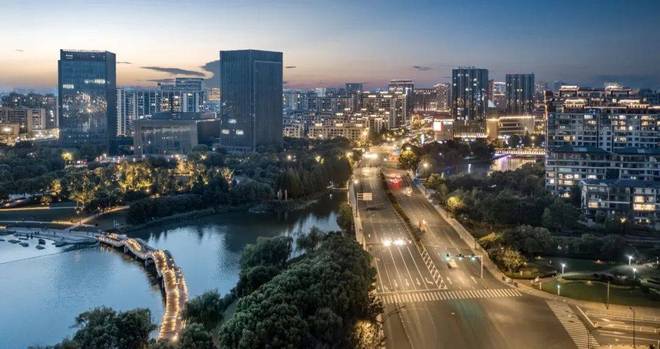 栖玫瑰园售楼处发布：缔造热销传奇AG真人网今日聚焦@嘉兴绿城·云(图5)